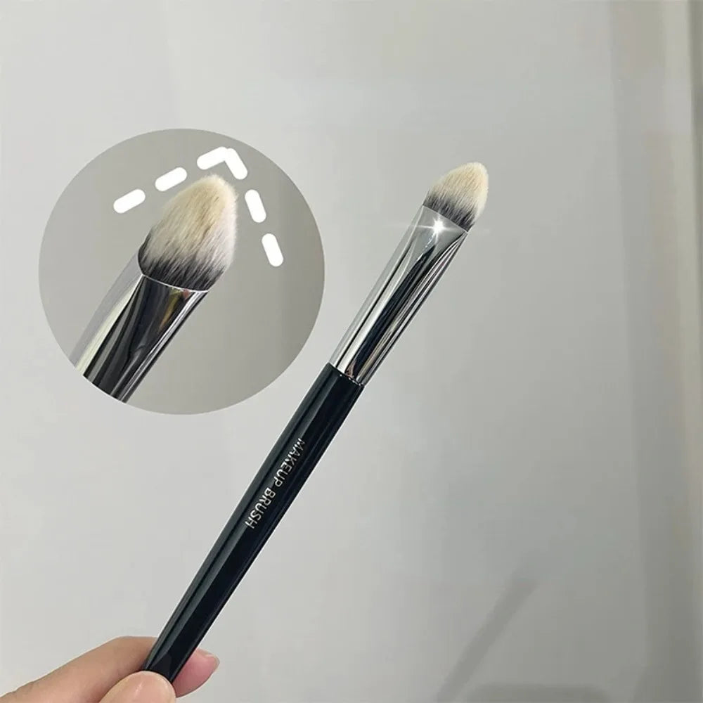 1PC Beauty Brush CosmeticSlope Karsyngirl  Makeup Brushes Three-sided Foundation Concealer Brush Tool Contour Highlight Detail