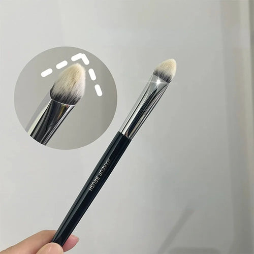 1PC Beauty Brush CosmeticSlope Karsyngirl  Makeup Brushes Three-sided Foundation Concealer Brush Tool Contour Highlight Detail